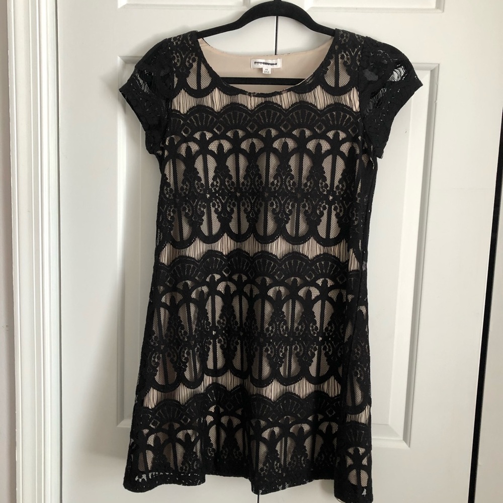 Socialite Black Lace Dress